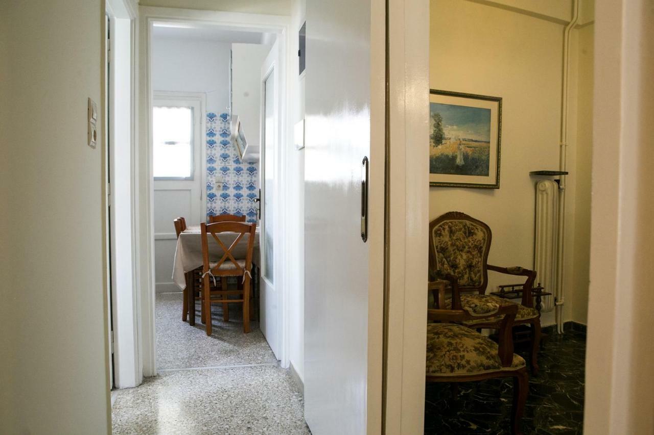 Best House, Larisis Metro, Athens Exterior photo